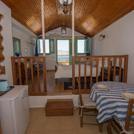Kyklameno Studio No 2 Symi
